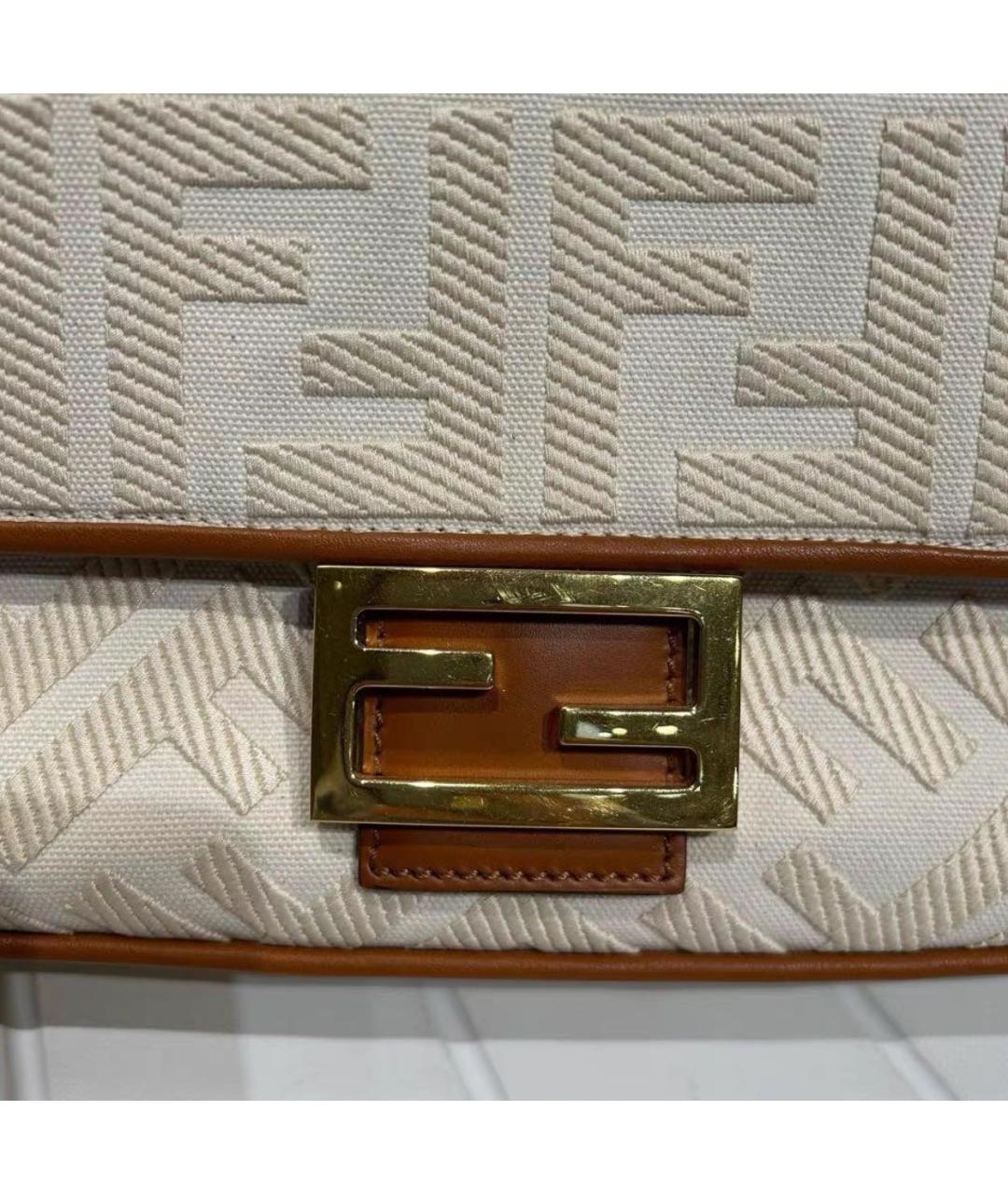 FENDI Бежевая кожаная сумка через плечо, фото 4