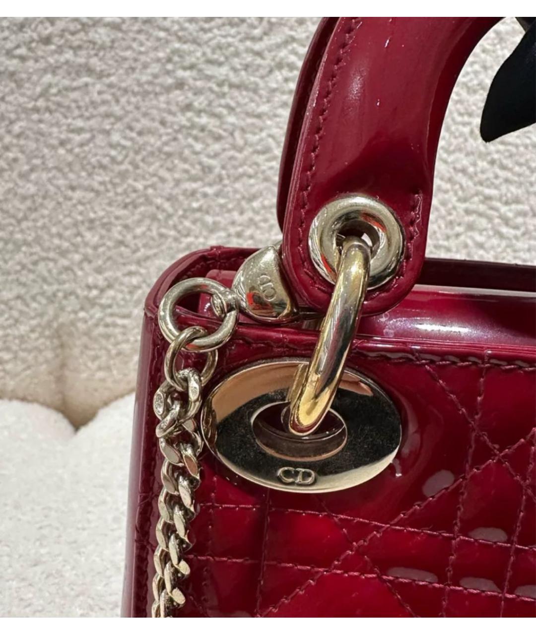 CHRISTIAN DIOR Красная сумка с короткими ручками из лакированной кожи, фото 7