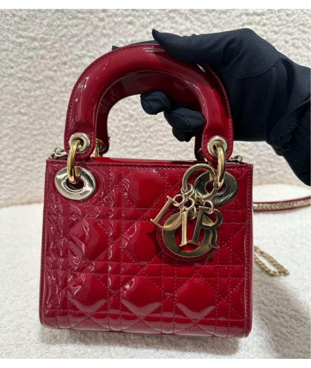 CHRISTIAN DIOR Красная сумка с короткими ручками из лакированной кожи, фото 2