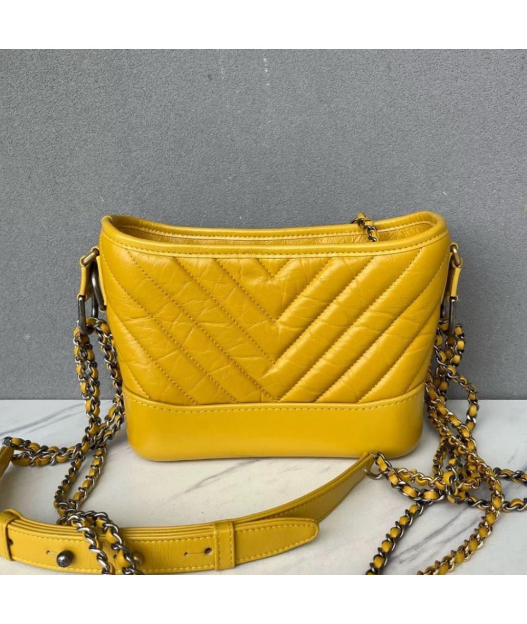 CHANEL Горчичная кожаная сумка через плечо, фото 3