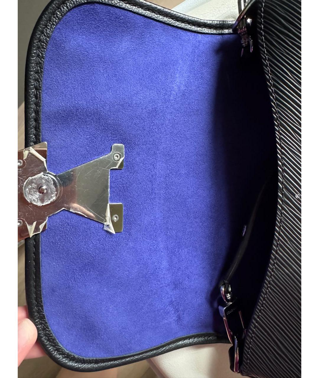 LOUIS VUITTON Черная кожаная сумка через плечо, фото 4
