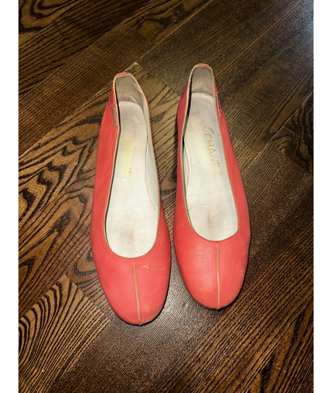 CHANEL Коралловые кожаные балетки, фото 3