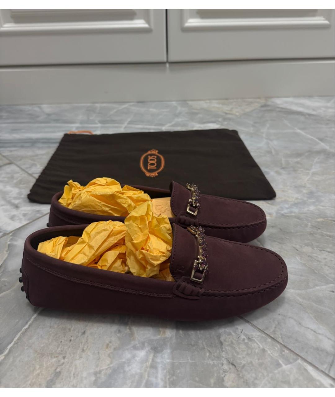 TOD'S Бордовые замшевые мокасины, фото 7