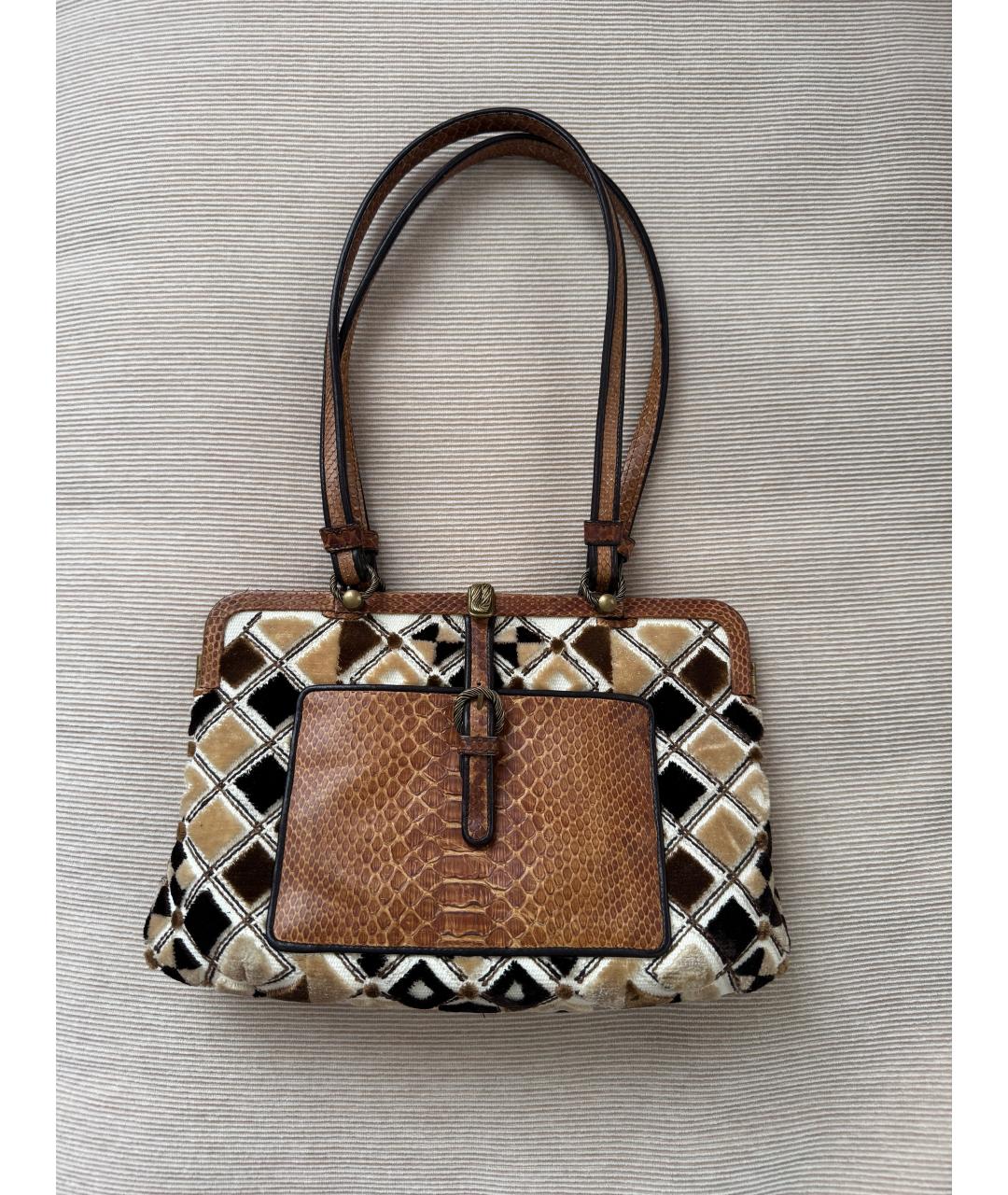 BOTTEGA VENETA Бежевая сумка с короткими ручками из экзотической кожи, фото 9