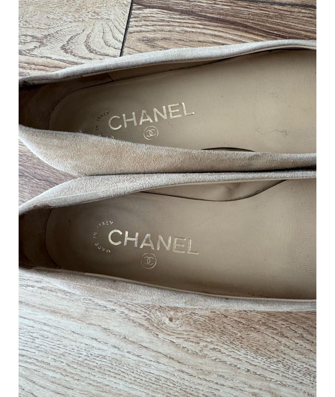 CHANEL Бежевые замшевые балетки, фото 5