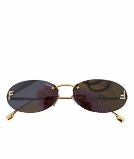 FENDI Солнцезащитные очки