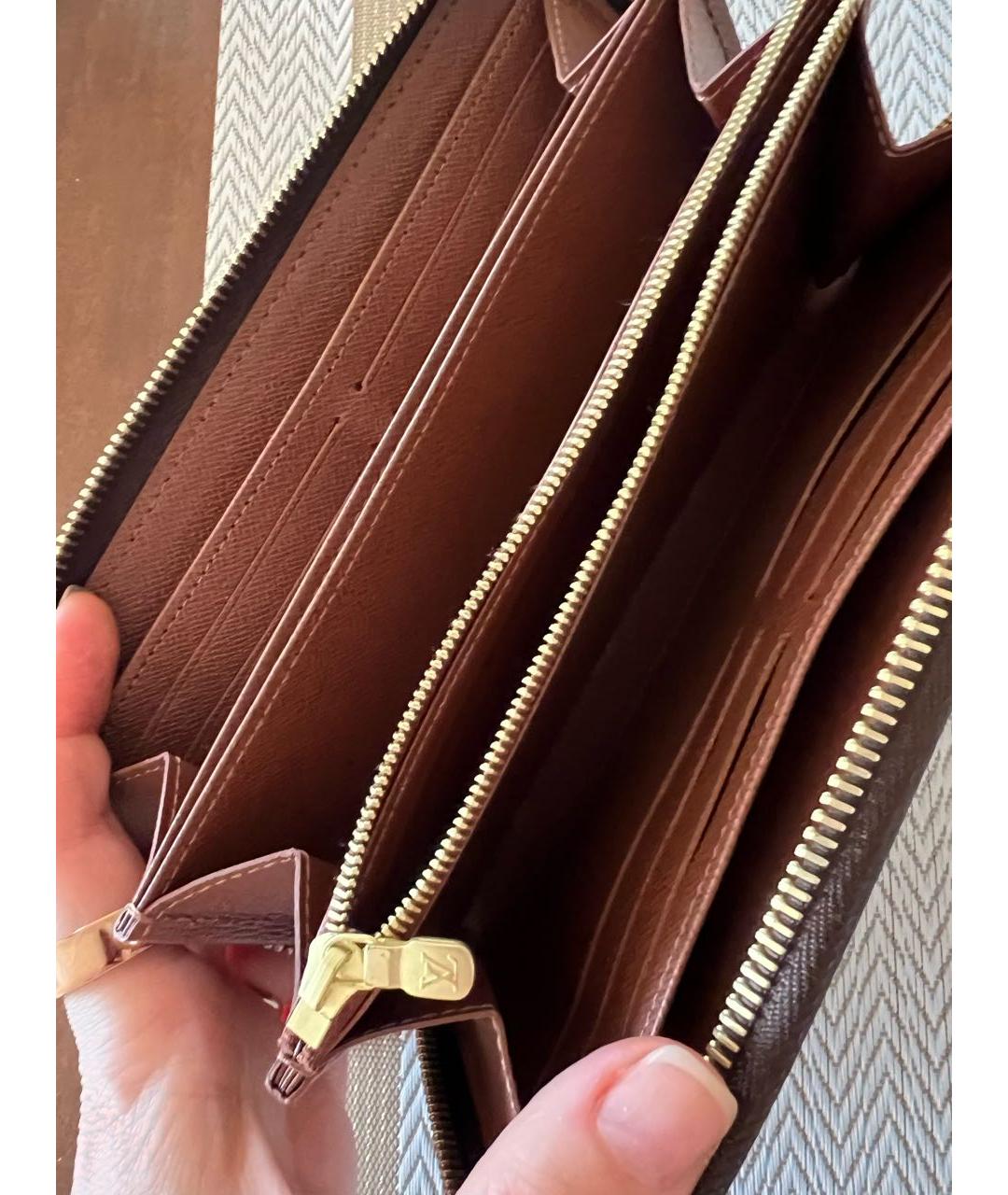 LOUIS VUITTON Коричневый кошелек, фото 4