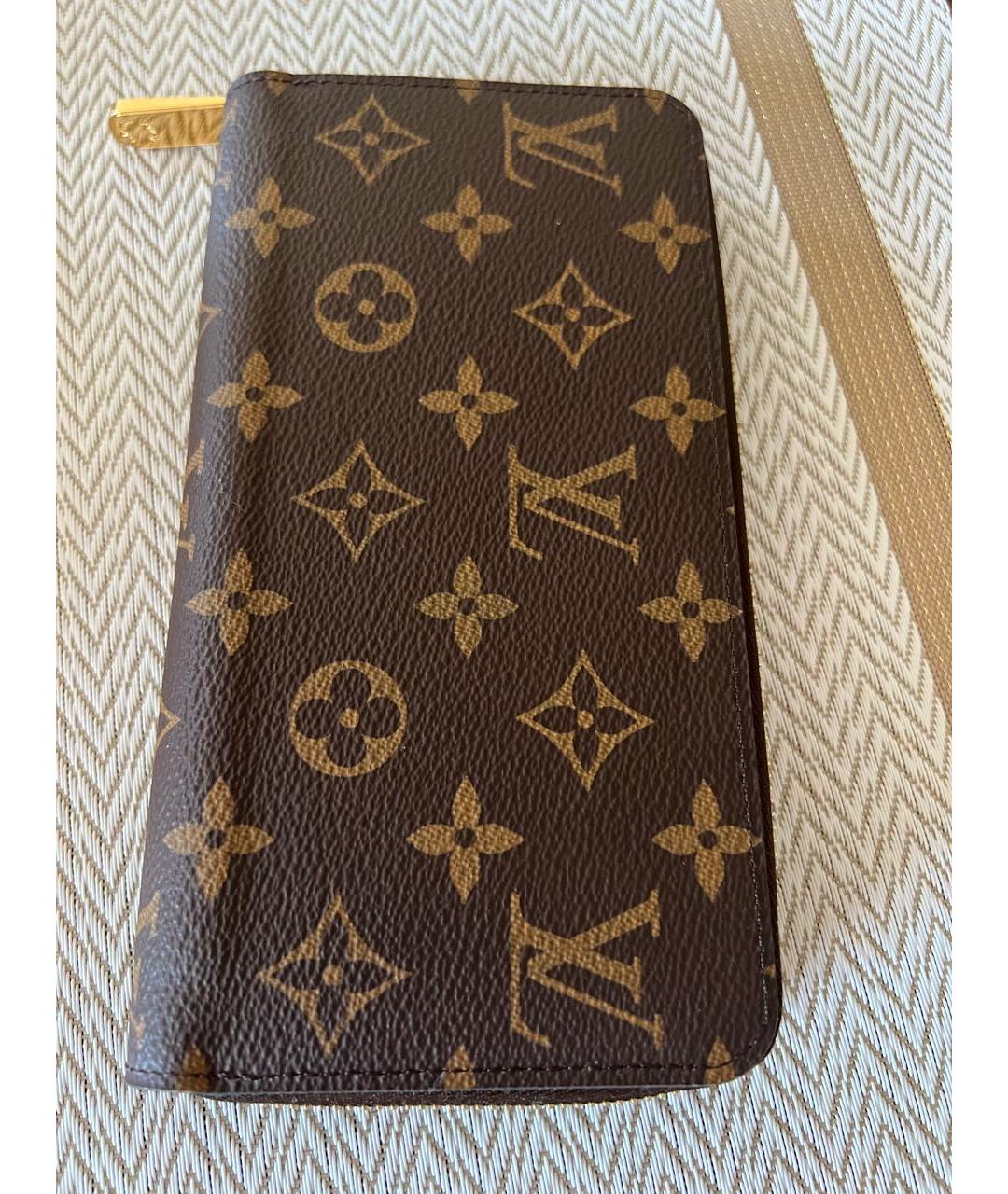 LOUIS VUITTON Коричневый кошелек, фото 3