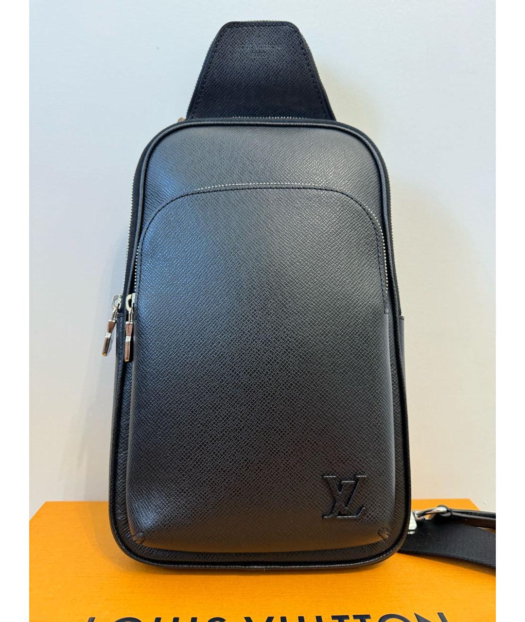 LOUIS VUITTON Черная кожаная сумка на плечо, фото 2