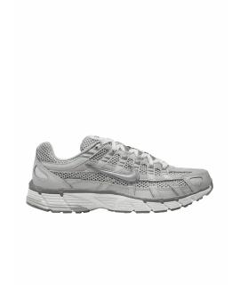 NIKE Низкие кроссовки / кеды