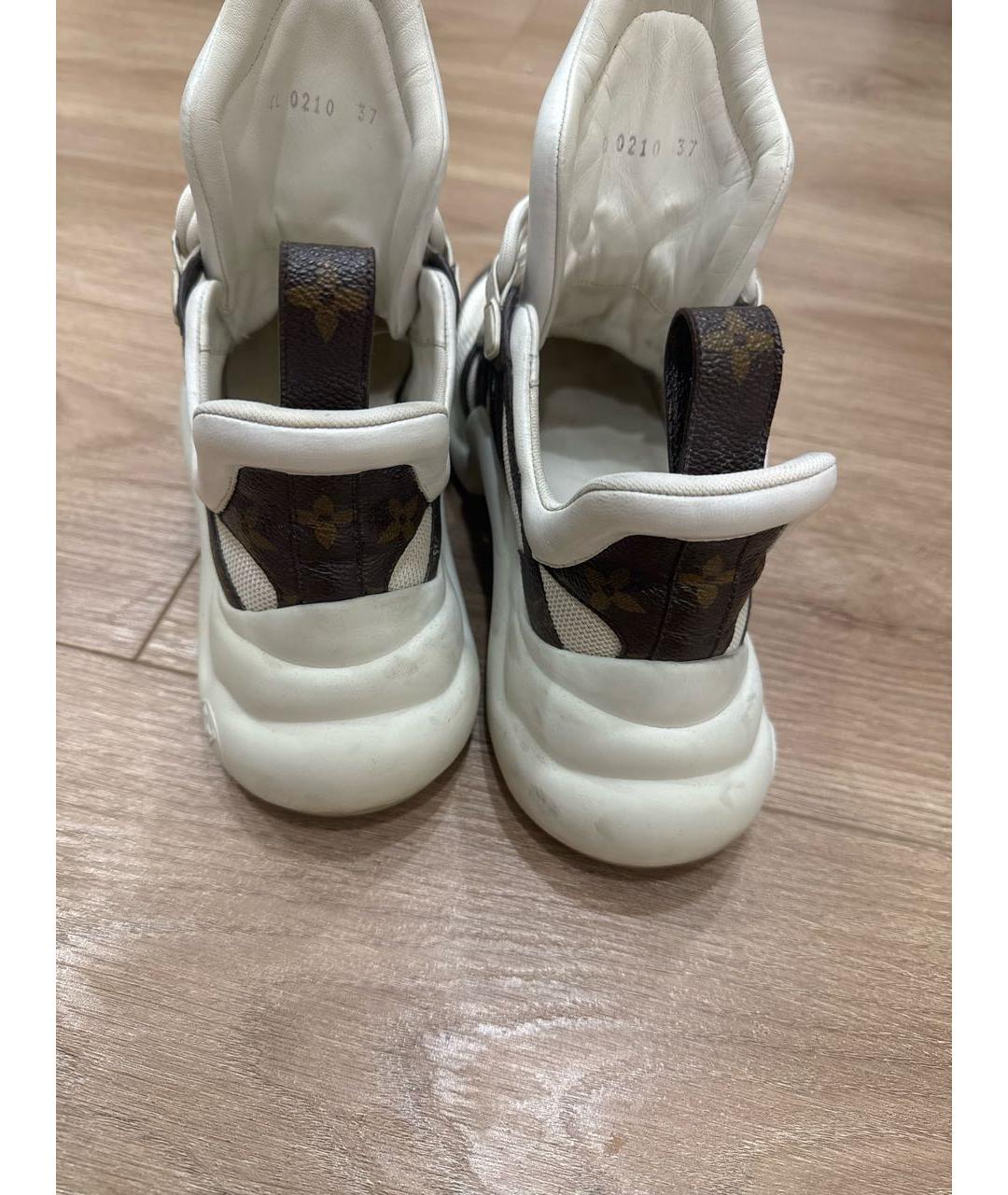 LOUIS VUITTON Белые кожаные кроссовки, фото 4