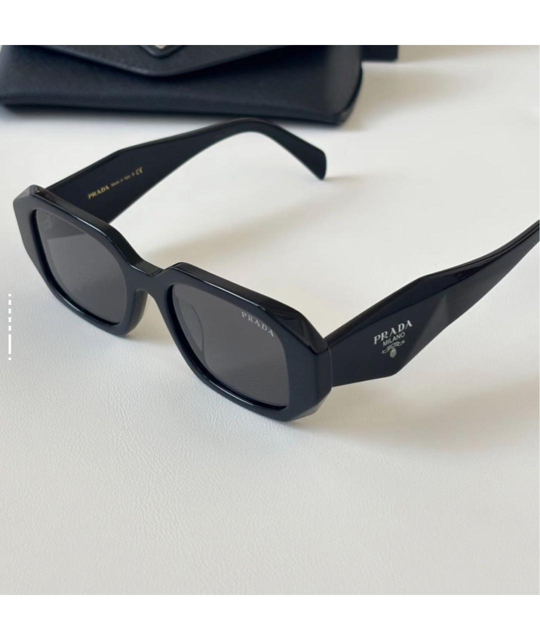 PRADA Черные пластиковые солнцезащитные очки, фото 4