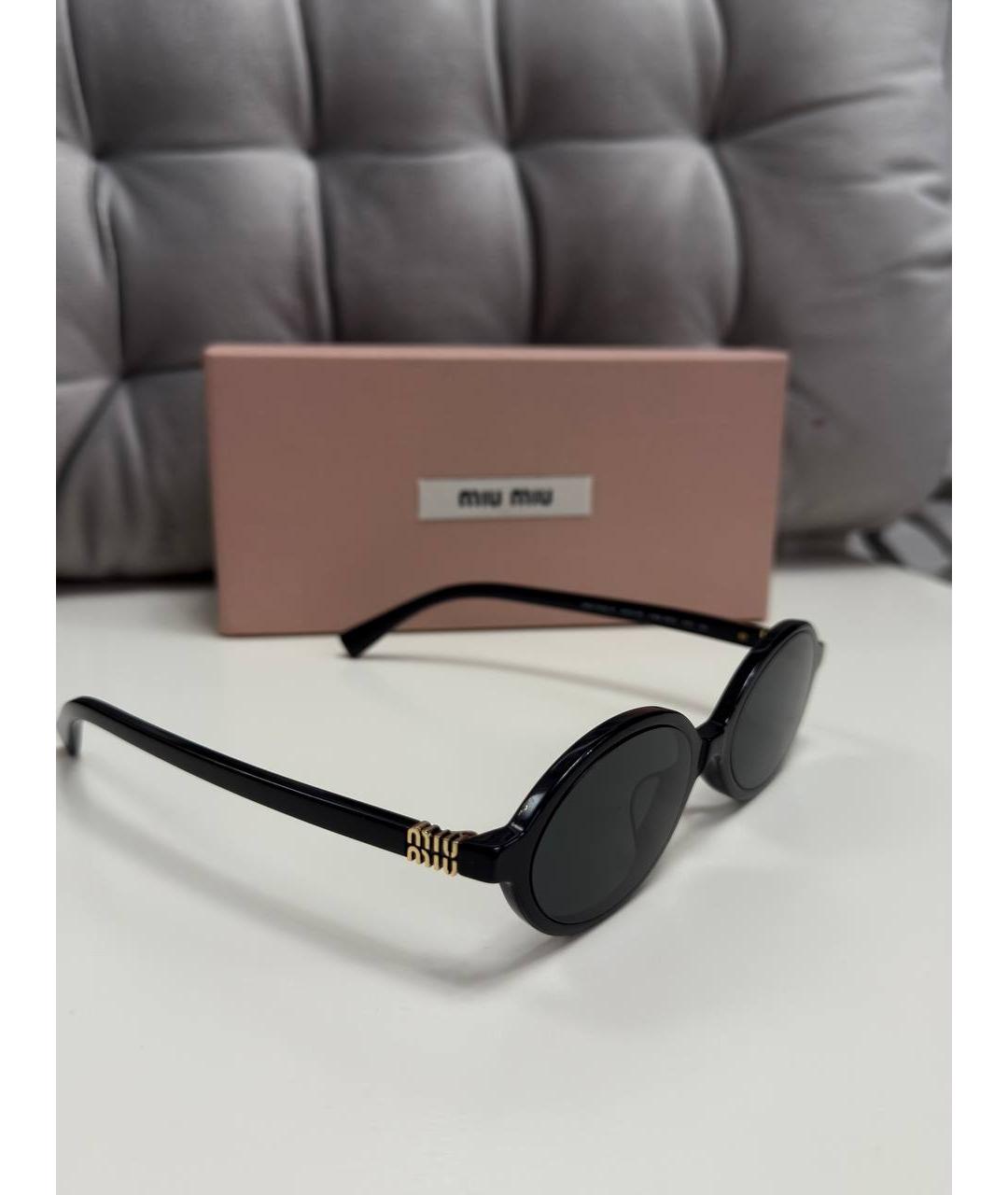 MIU MIU Черные пластиковые солнцезащитные очки, фото 2