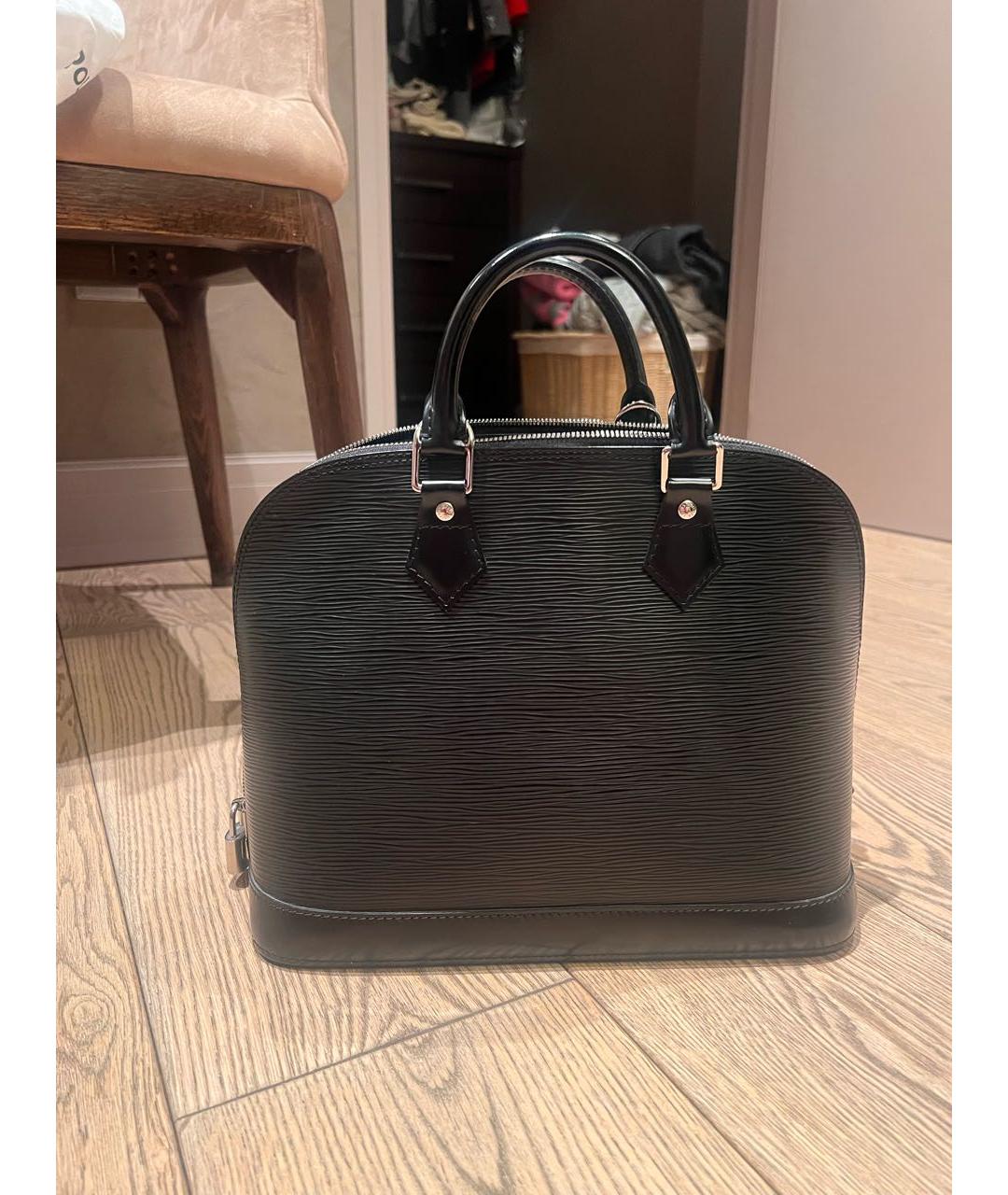 LOUIS VUITTON Черная кожаная сумка с короткими ручками, фото 3