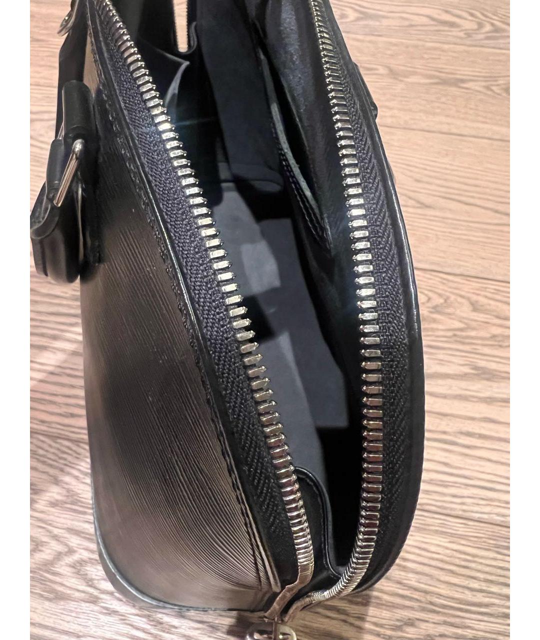 LOUIS VUITTON Черная кожаная сумка с короткими ручками, фото 5