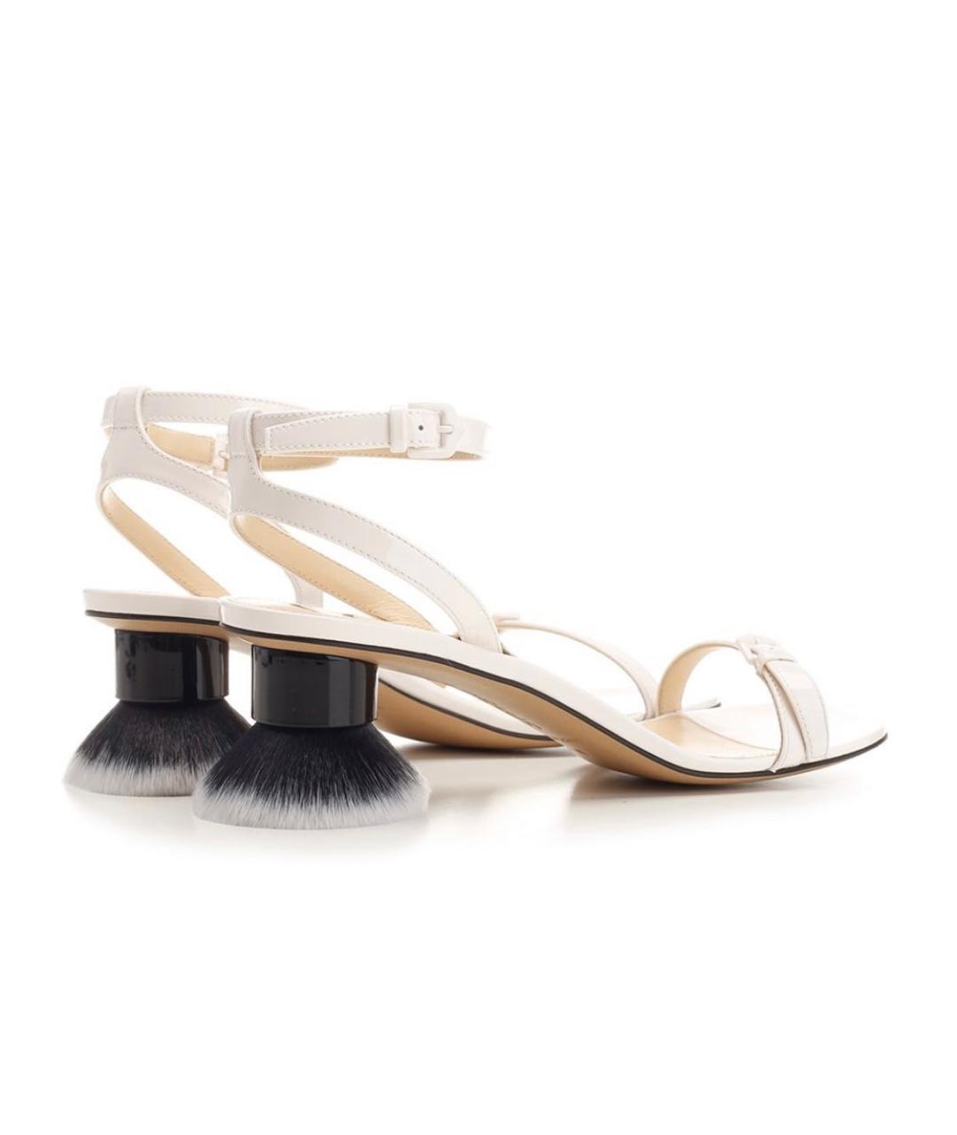 LOEWE Бежевые кожаные босоножки, фото 4