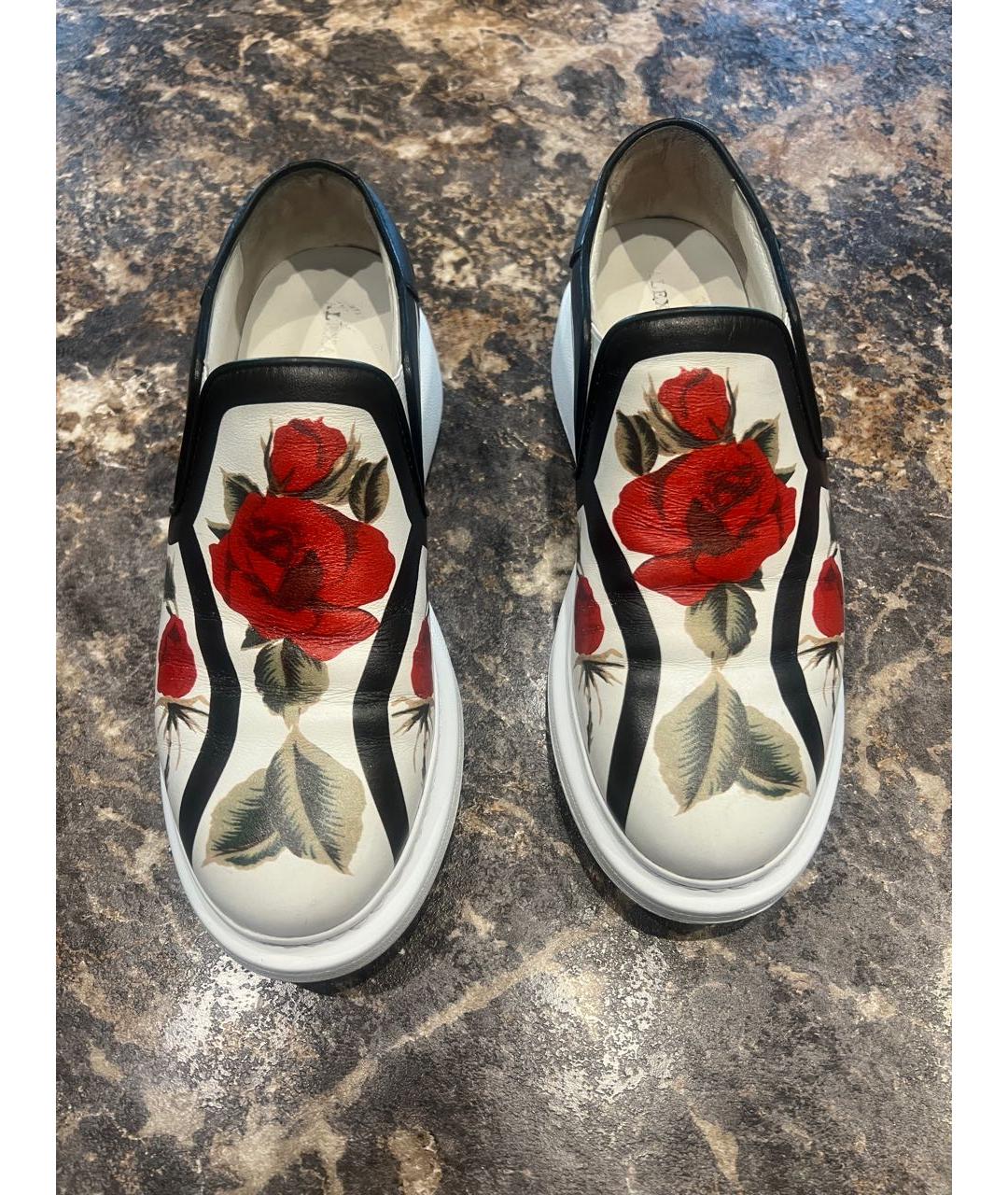 ALEXANDER MCQUEEN Белые кожаные слипоны, фото 2
