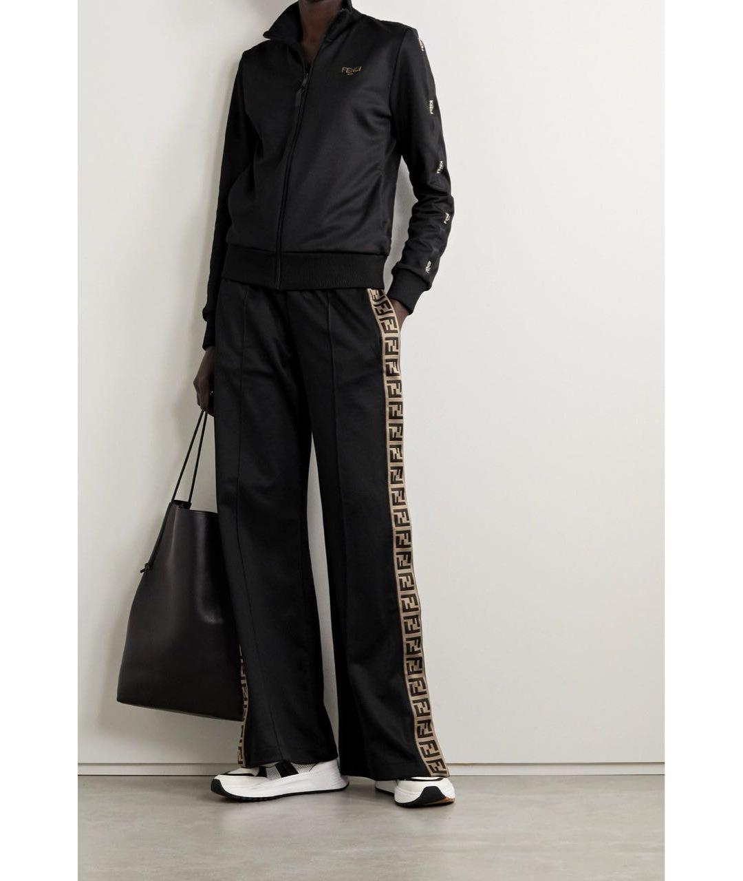 FENDI Спортивные брюки и шорты, фото 3