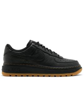 NIKE Низкие кроссовки / кеды
