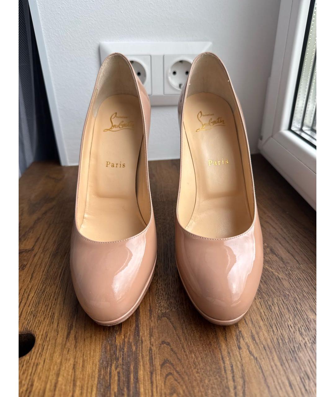 CHRISTIAN LOUBOUTIN Бежевые кожаные туфли, фото 2