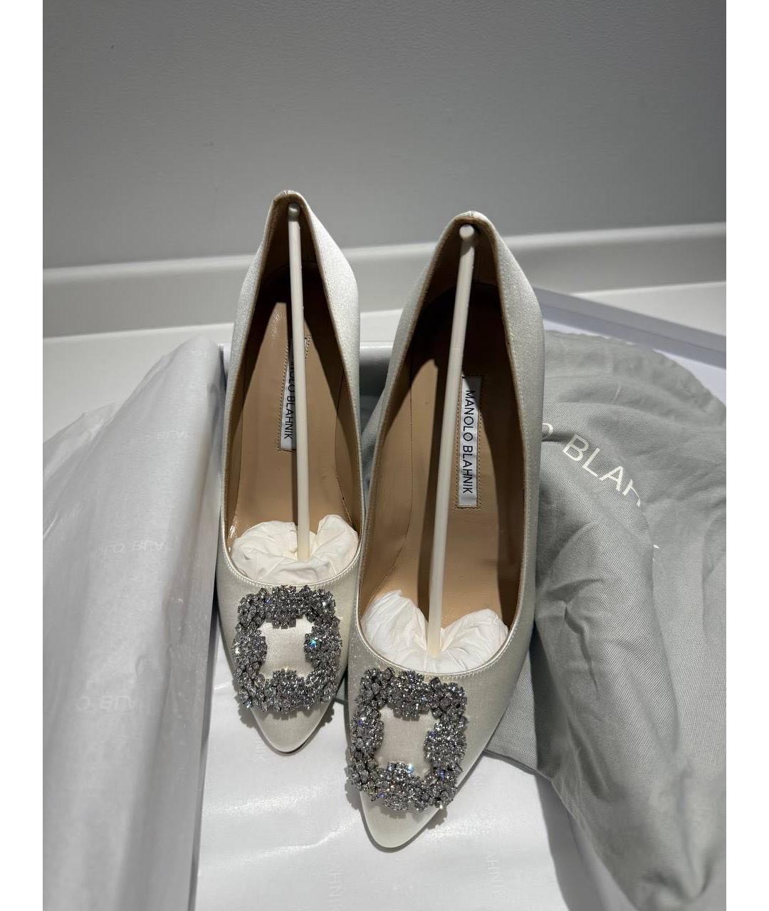 MANOLO BLAHNIK Белые текстильные туфли, фото 2