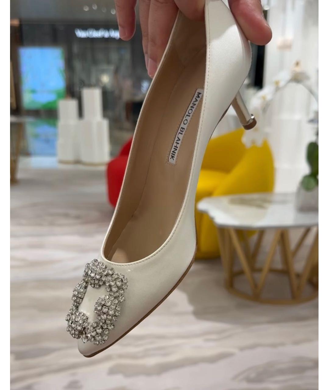 MANOLO BLAHNIK Белые текстильные туфли, фото 6