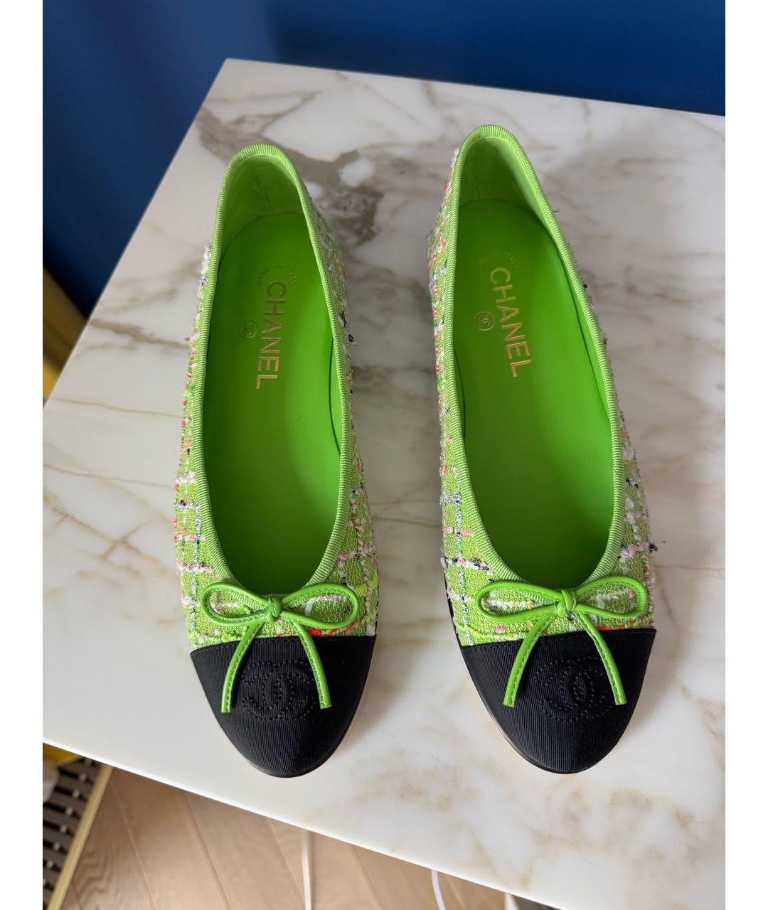 CHANEL Салатовые текстильные балетки, фото 3