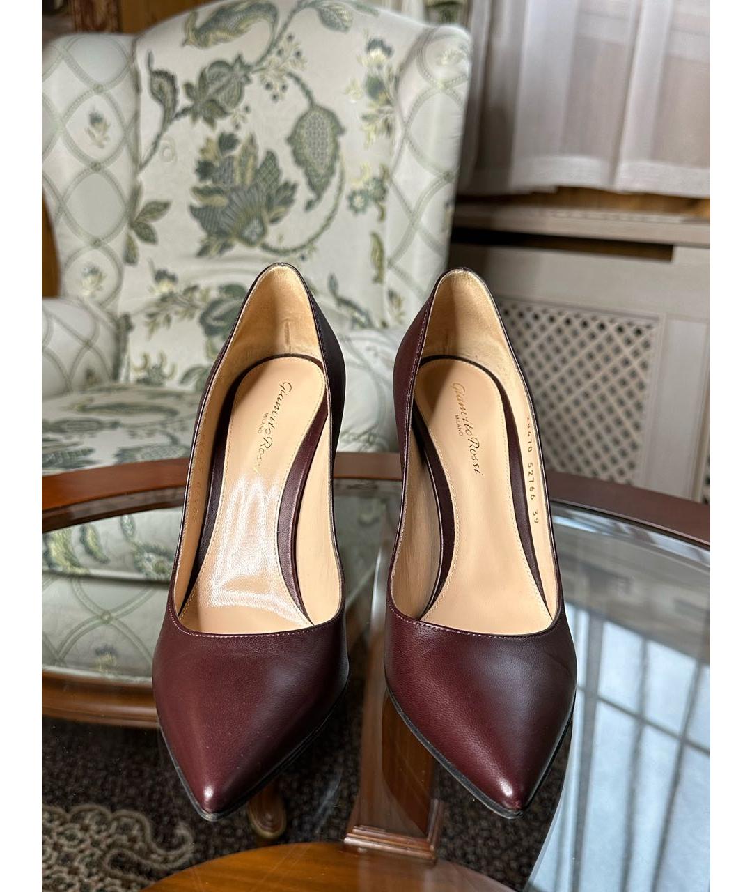 GIANVITO ROSSI Бордовые кожаные туфли, фото 2