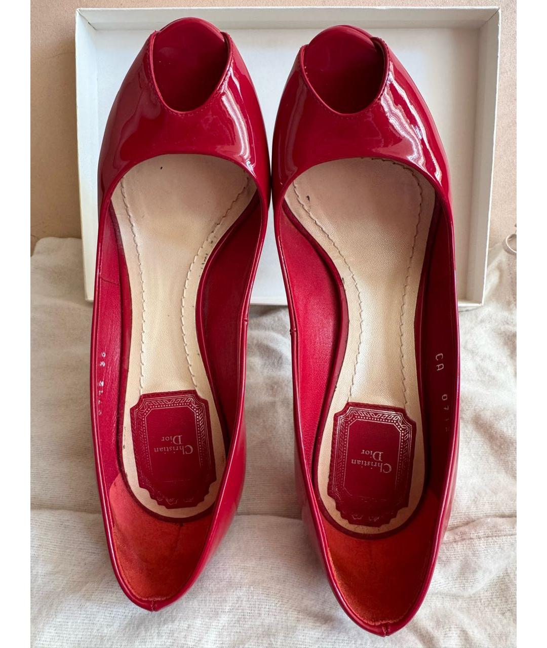 CHRISTIAN DIOR Красные туфли из лакированной кожи, фото 3