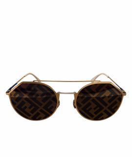 FENDI Солнцезащитные очки