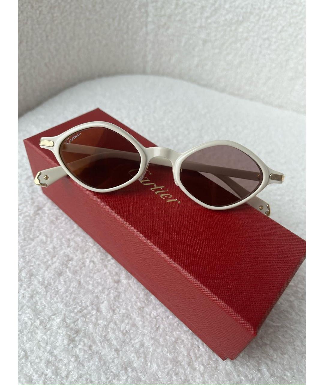 CARTIER Белые пластиковые солнцезащитные очки, фото 2
