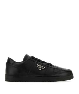 PRADA Низкие кроссовки / кеды