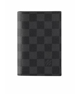 LOUIS VUITTON Обложка/футляр