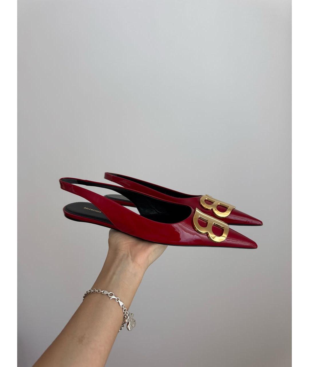 BALENCIAGA Красные балетки из лакированной кожи, фото 3