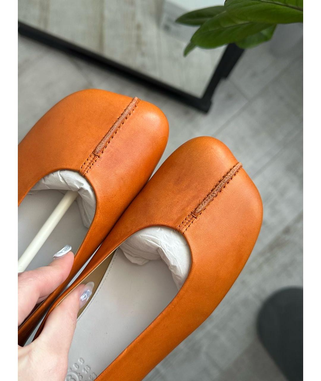 MM6 MAISON MARGIELA Оранжевое кожаные балетки, фото 4