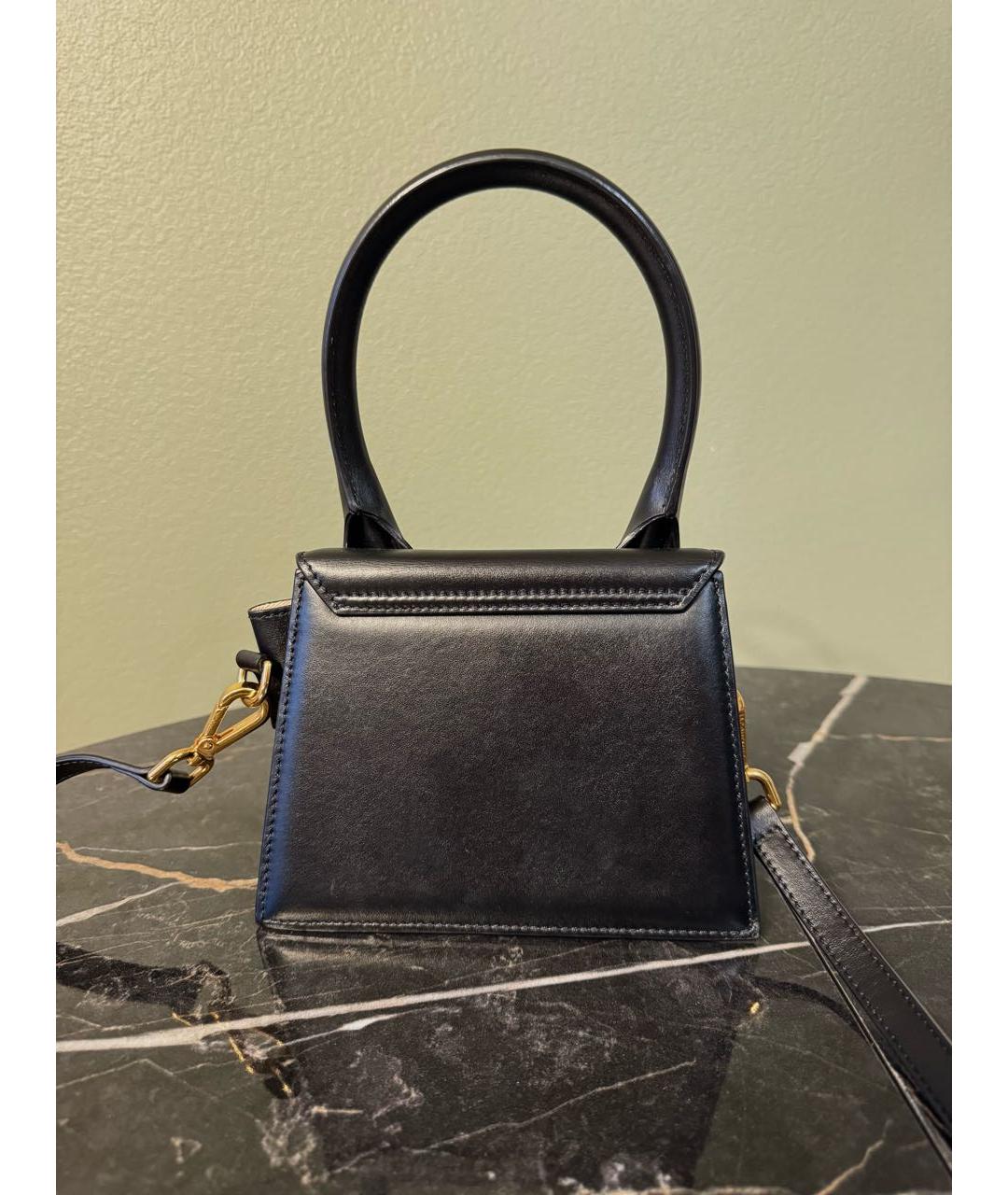 JACQUEMUS Черная кожаная сумка с короткими ручками, фото 3