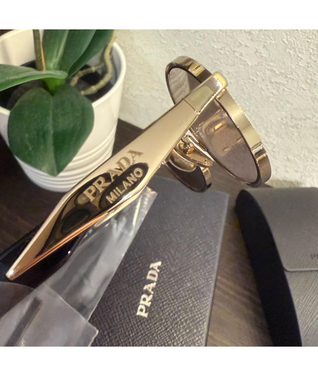 PRADA Золотые металлические солнцезащитные очки, фото 8