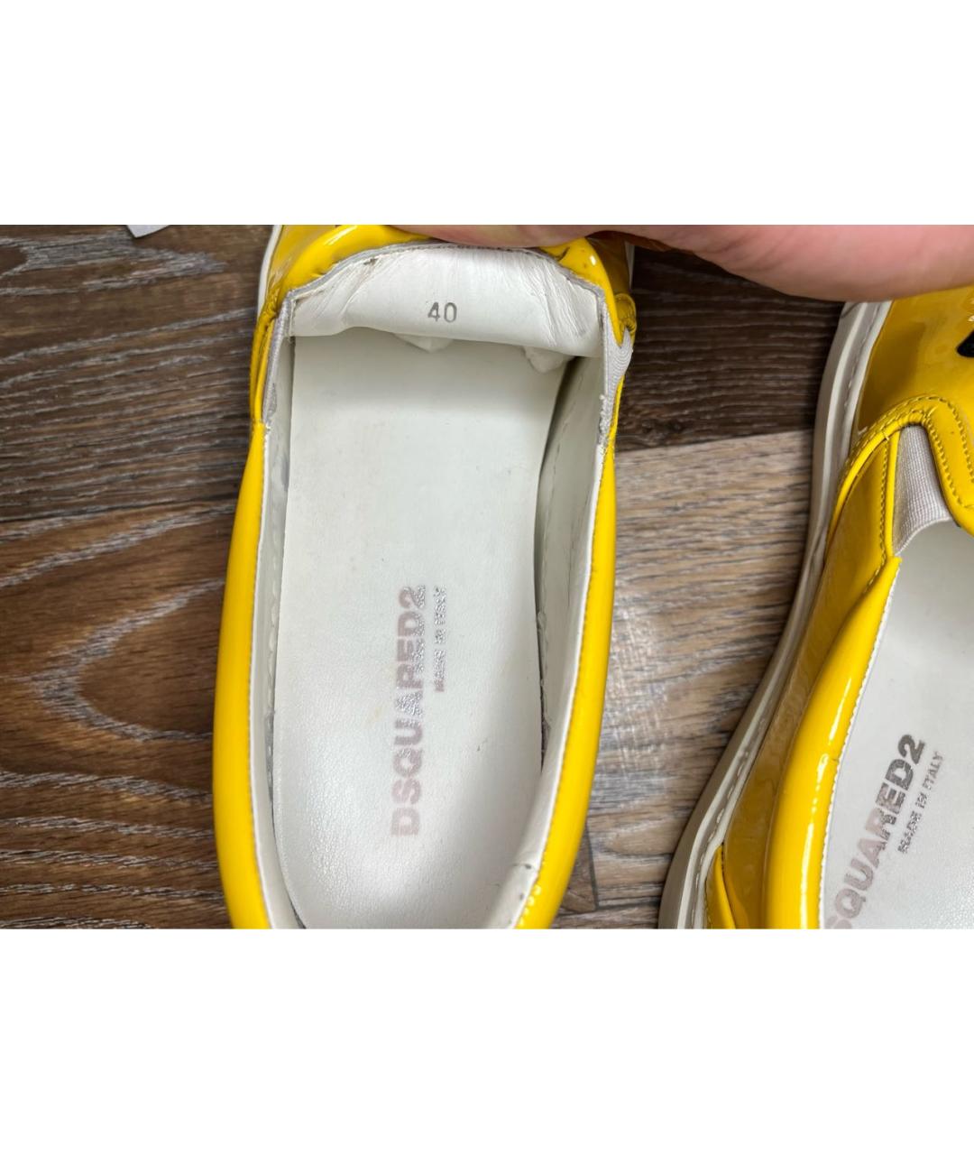 DSQUARED2 Желтые низкие кроссовки / кеды из лакированной кожи, фото 6