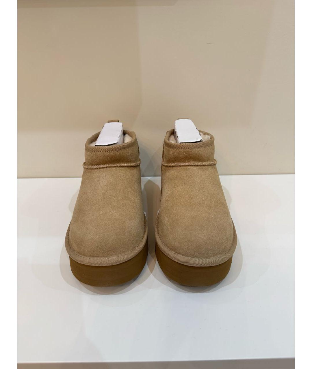 UGG AUSTRALIA Бежевые нубуковые ботинки, фото 2
