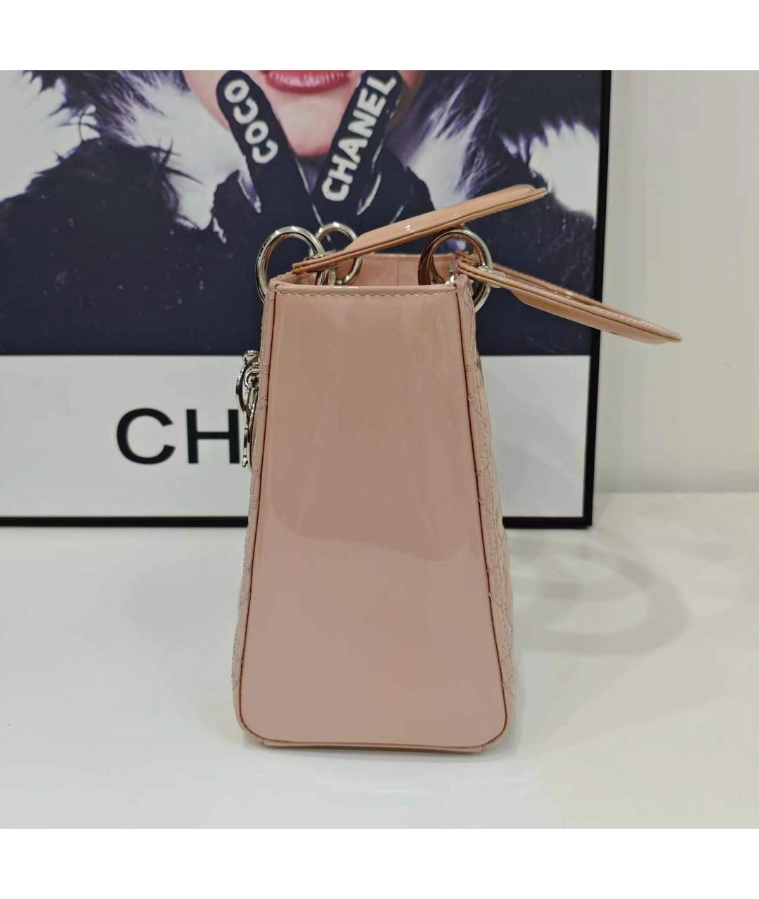 CHRISTIAN DIOR Розовая сумка с короткими ручками из лакированной кожи, фото 4