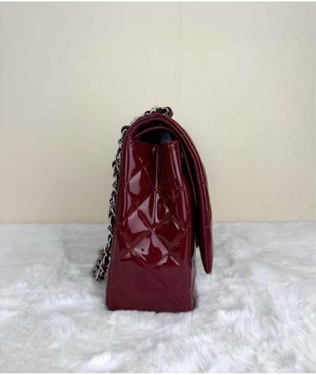 CHANEL Бордовая сумка через плечо из лакированной кожи, фото 4