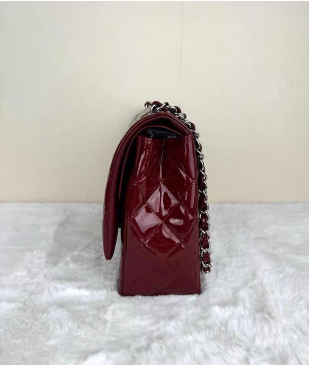 CHANEL Бордовая сумка через плечо из лакированной кожи, фото 5