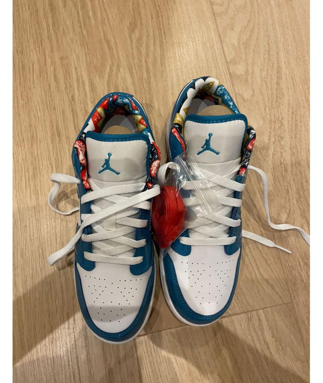 JORDAN Голубые кроссовки из лакированной кожи, фото 3