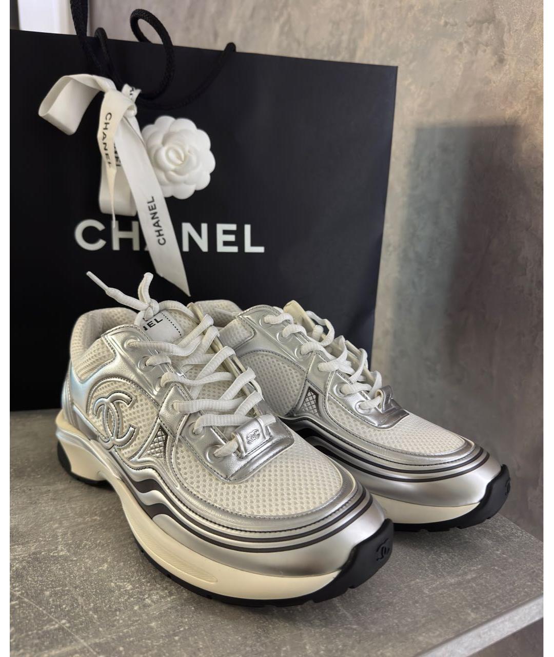 CHANEL Серебряные текстильные кроссовки, фото 2