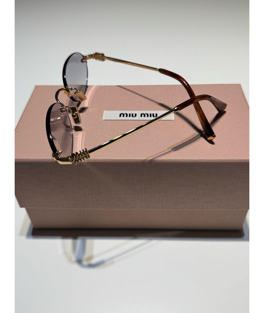MIU MIU Металлические солнцезащитные очки, фото 5