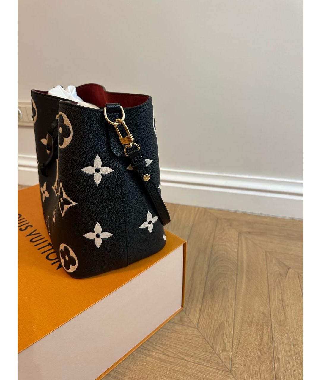 LOUIS VUITTON Черная кожаная сумка тоут, фото 2
