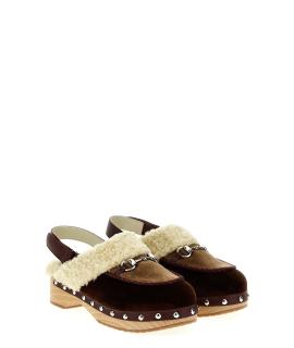 GUCCI Сандалии и шлепанцы