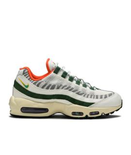 NIKE Кроссовки