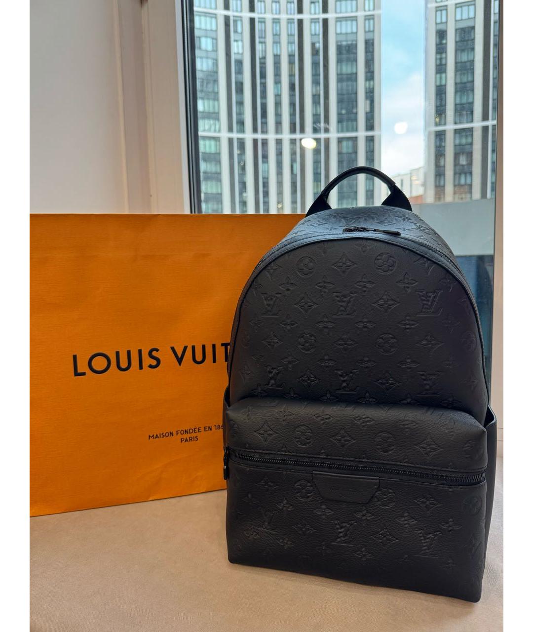 LOUIS VUITTON Черный кожаный рюкзак, фото 2