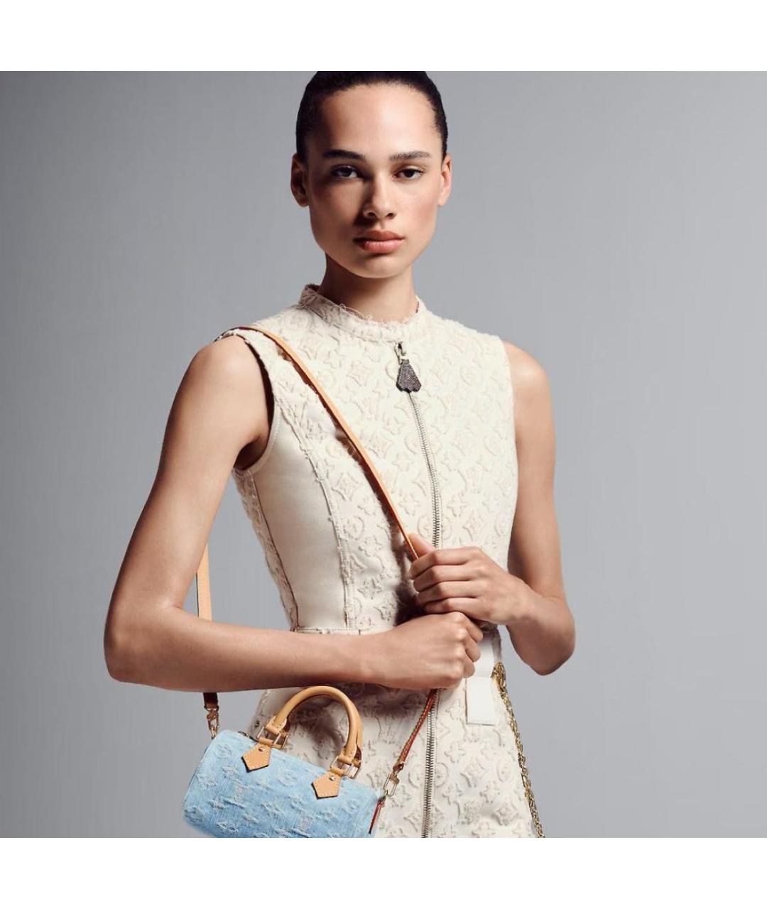 LOUIS VUITTON Голубая сумка через плечо, фото 2